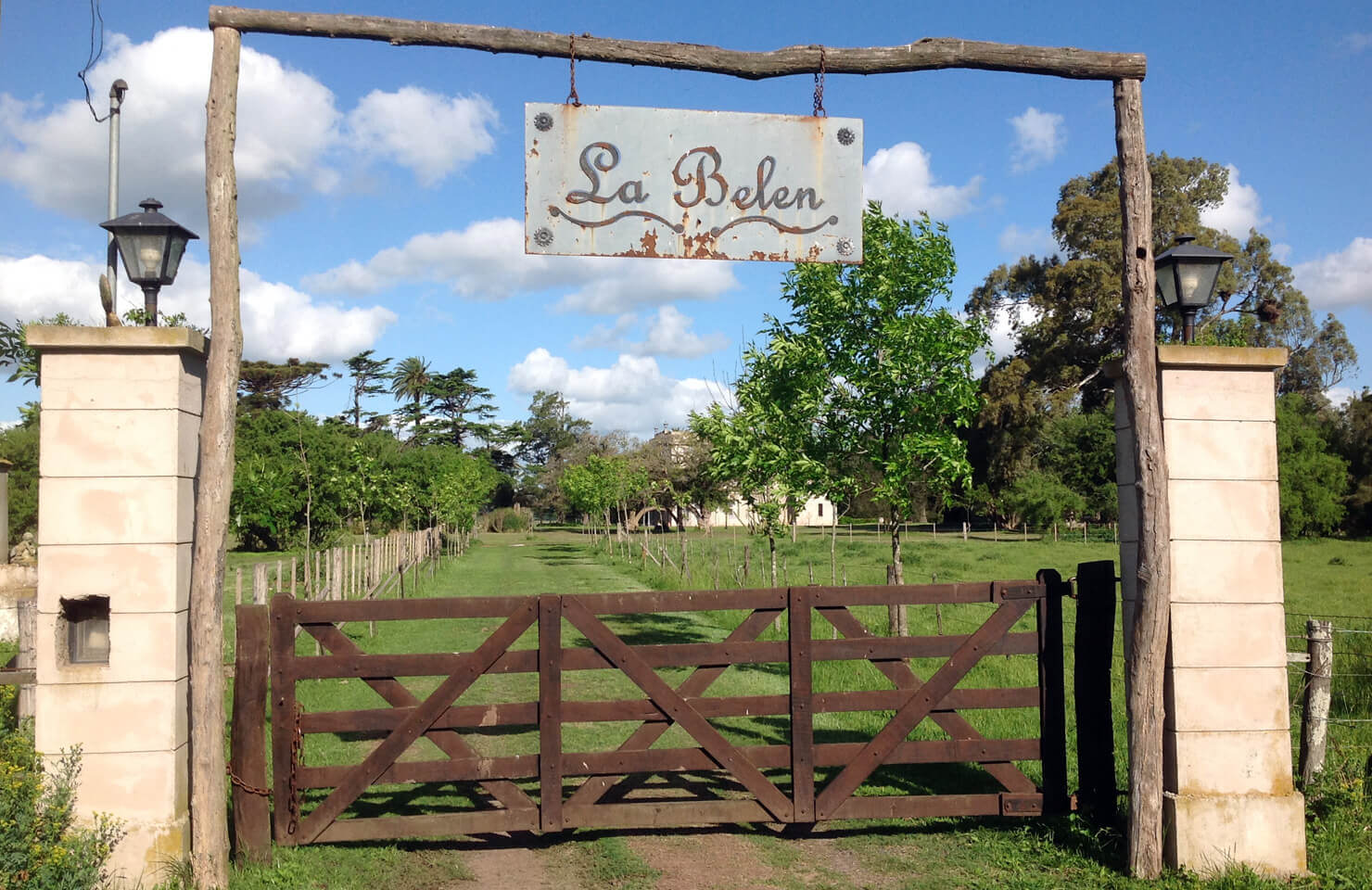 Estancia La Belen, entrada de estancia.